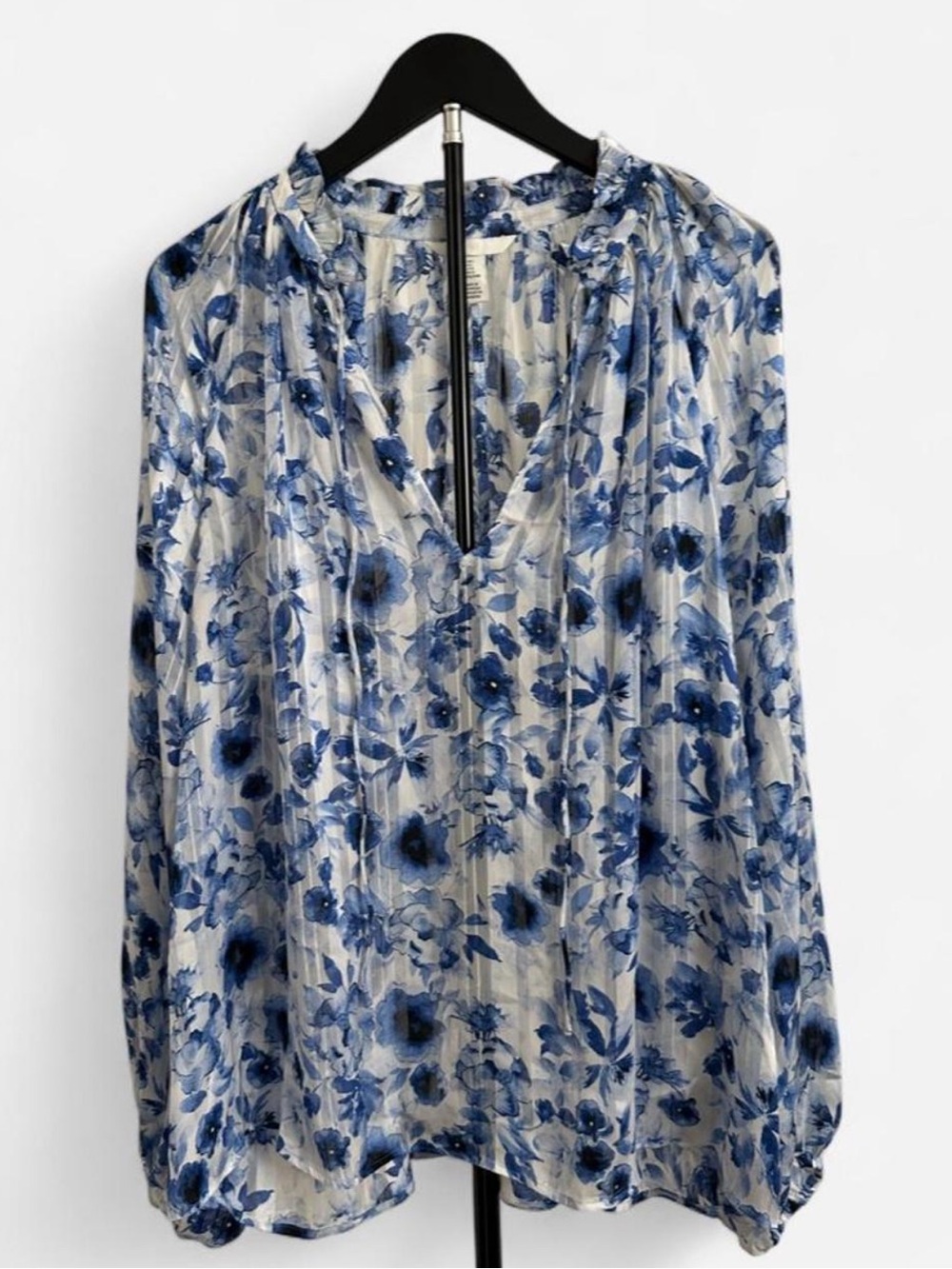 H&M Ruffle-Trimed Creped Blouse - Picture 2 of 5